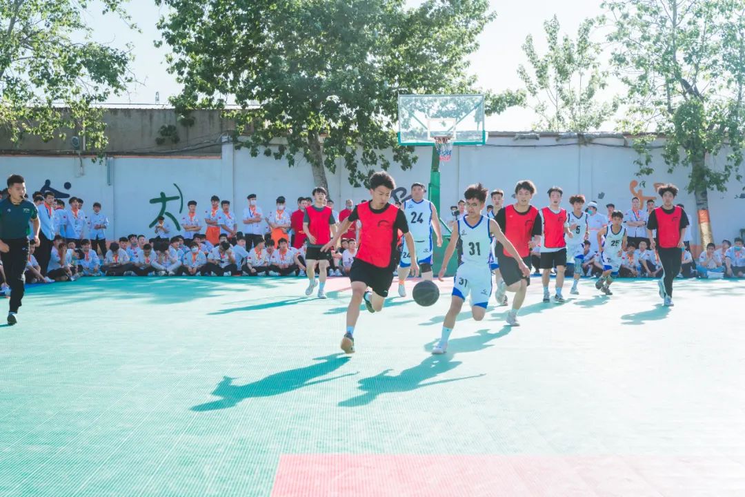 初中不想讀書了可以學(xué)什么技術(shù)好？