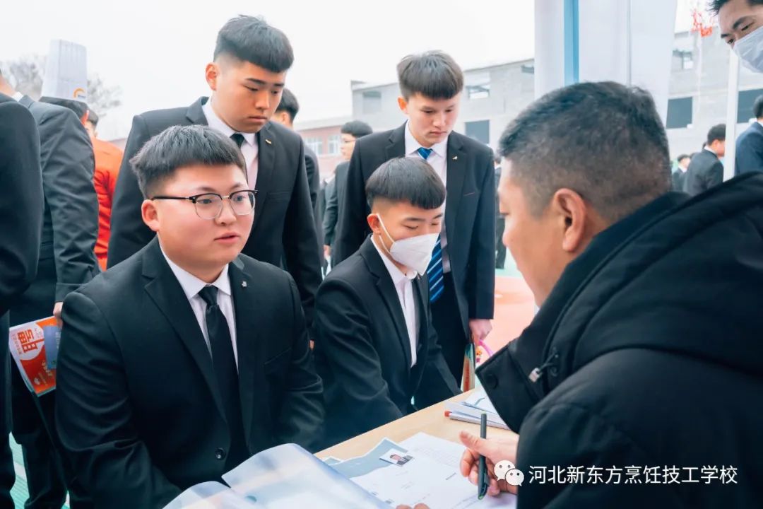 月入！這屆年輕人是怎么做到的？