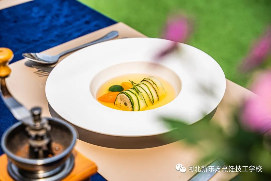 【畢業(yè)展臺(tái)】記錄青春印記，收獲成長(zhǎng)果實(shí)！