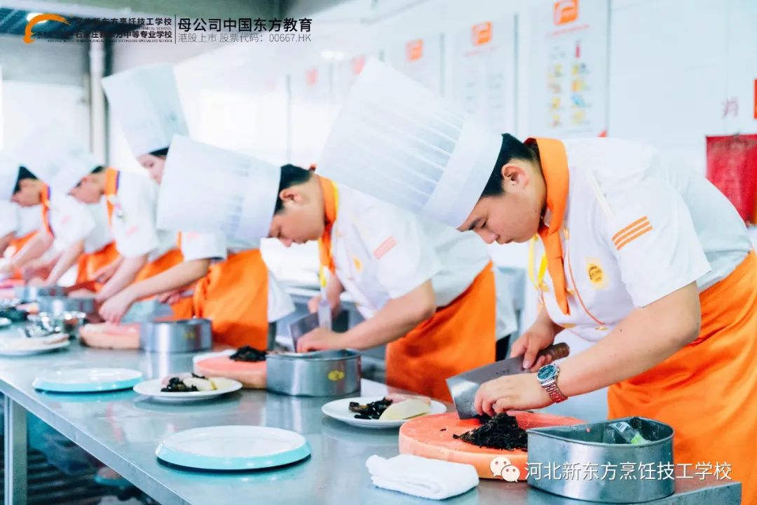烹飪夢想啟航：中餐烹飪專業(yè)——解鎖畢業(yè)后的璀璨職業(yè)藍(lán)圖！