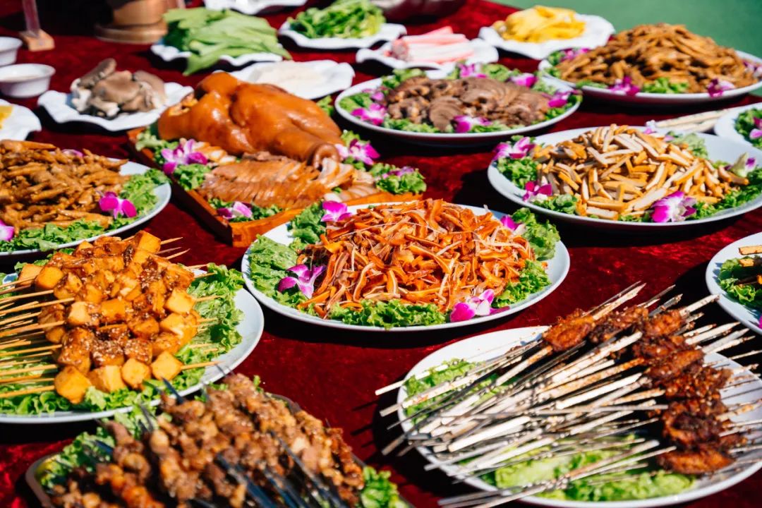 中秋假期來河北新東方學(xué)小吃，低成本創(chuàng)業(yè)，你就是老板！
