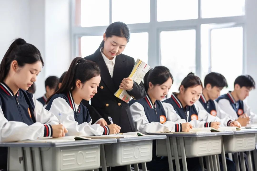 原來你這么適合河北新東方的春季預(yù)科班？！
