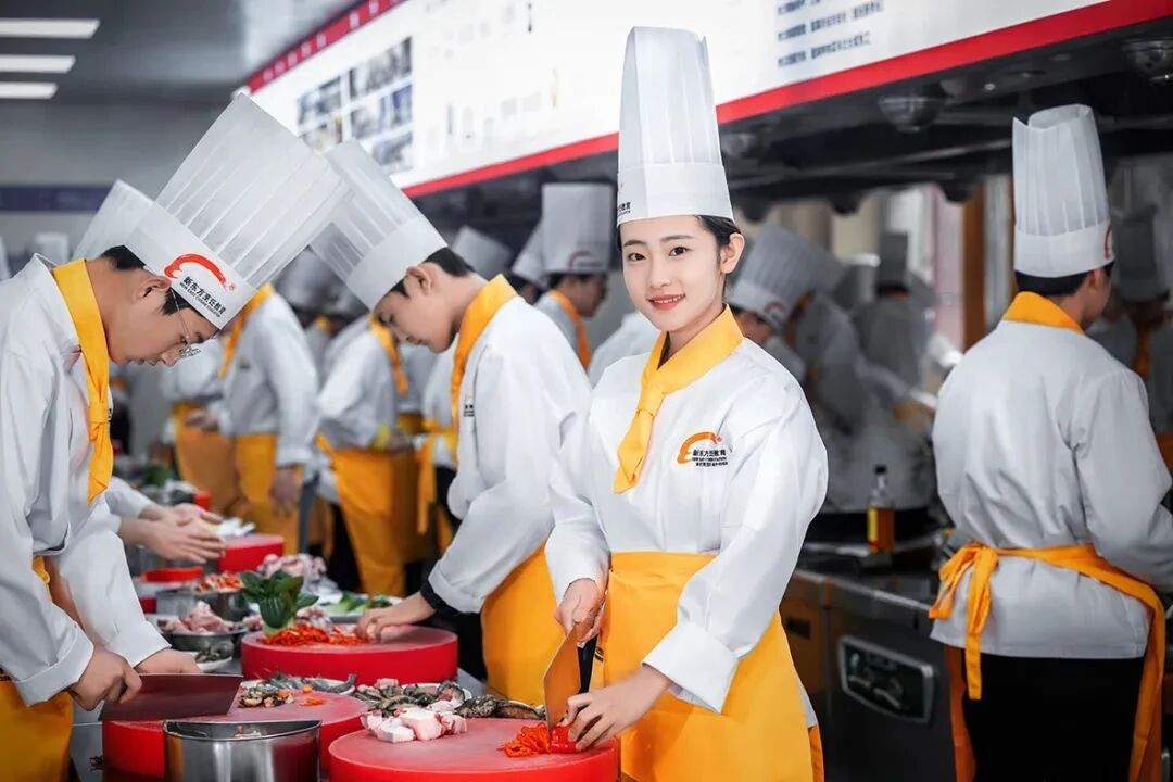 九月底了還能轉(zhuǎn)學(xué)嗎？如何選擇一個專業(yè)好、師資好、就業(yè)好的學(xué)校呢？