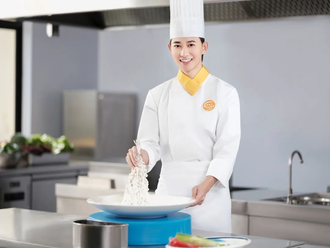 在河北學(xué)廚師需要多久？學(xué)費多少？去哪里學(xué)？