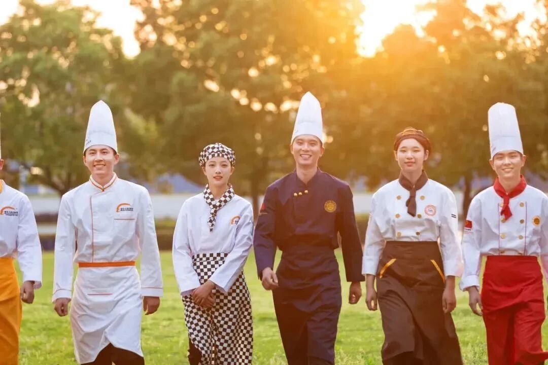 初高中輟學(xué)，出路在哪？怎么才能回歸校園？河北新東方給你來支招！