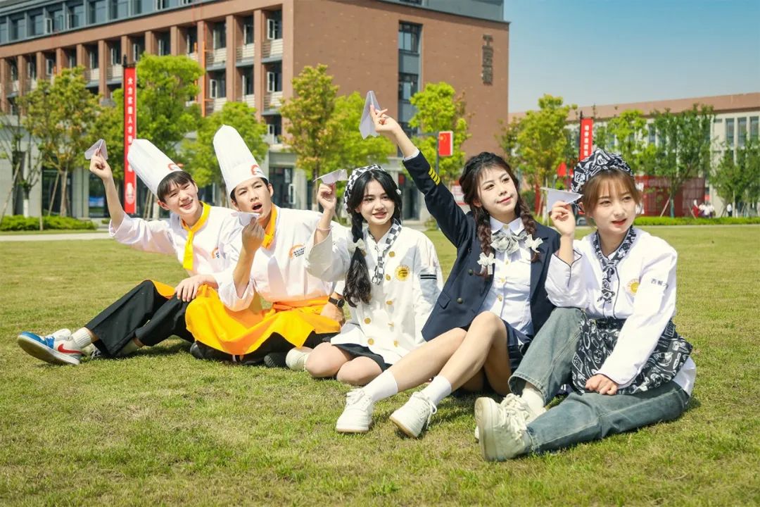 學(xué)費(fèi)低=性?xún)r(jià)比高？大錯(cuò)特錯(cuò)！職校選不對(duì)，白費(fèi)時(shí)間和金錢(qián)！附避坑擇校指南