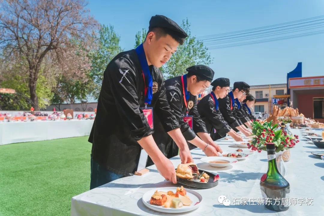 選學(xué)校，真材實(shí)料才是硬道理！