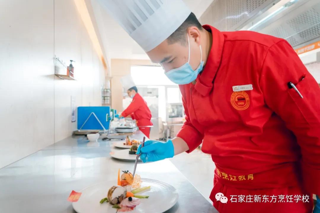鑄技能之舟 揚發(fā)展之帆丨教師技能大比武看河北新東方師者風(fēng)范！(圖8)